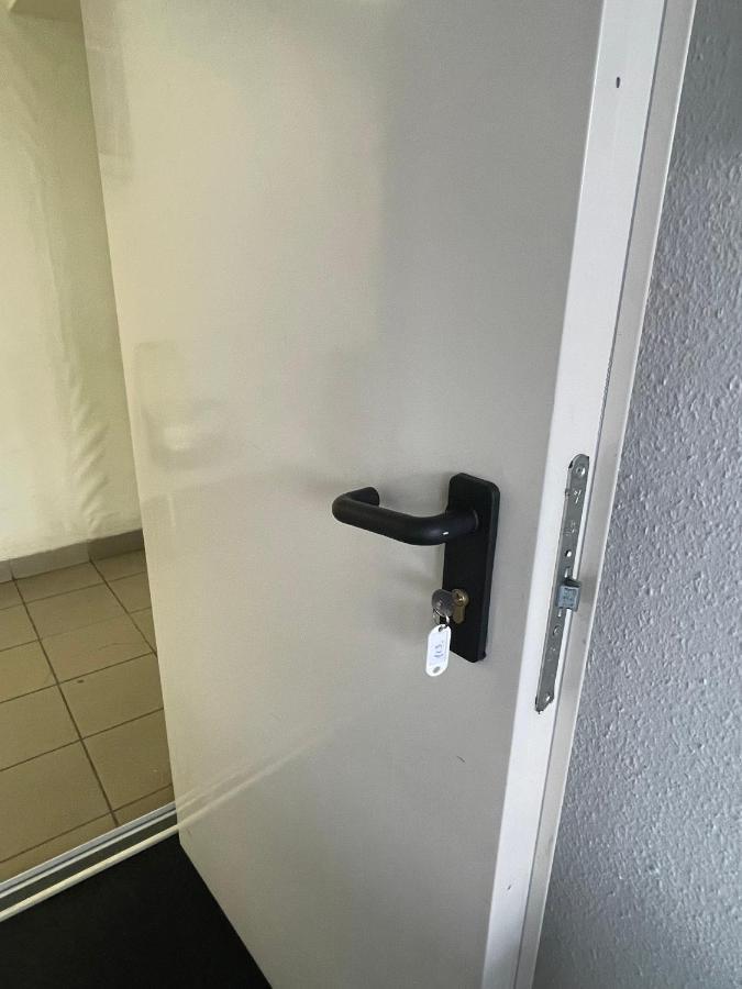 The College Group Hostel Budapest Bagian luar foto